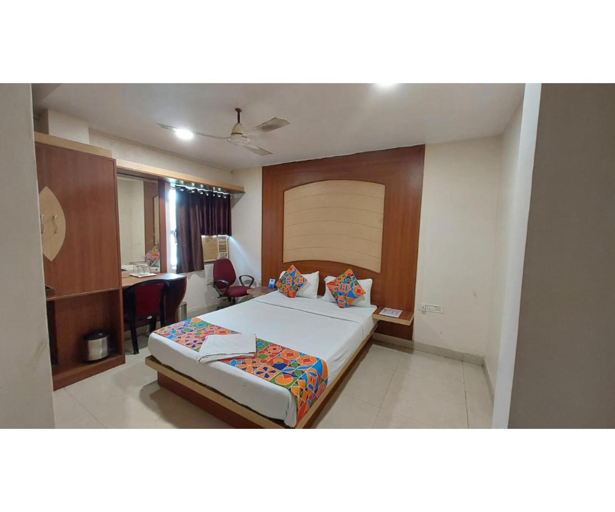 Park Near Railway Station- A Luxury Collection Of - Best Seller In 4* Bhubaneswar